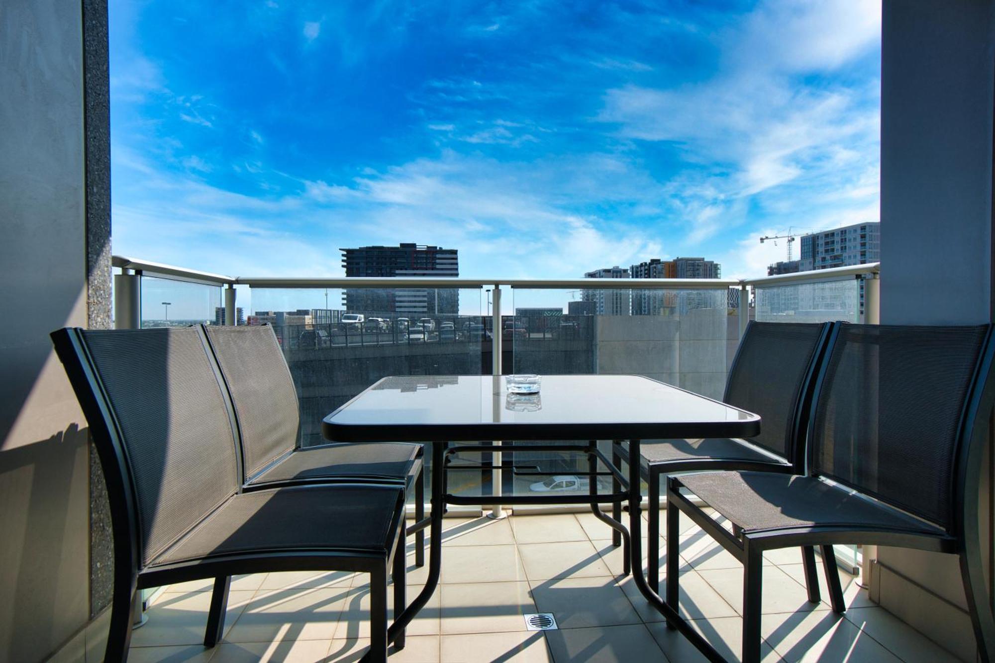 Amyra Residences At The Rowlands Apartments Аделейд Екстериор снимка